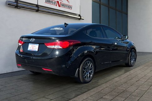Used 2013 Hyundai Elantra GLS image 4