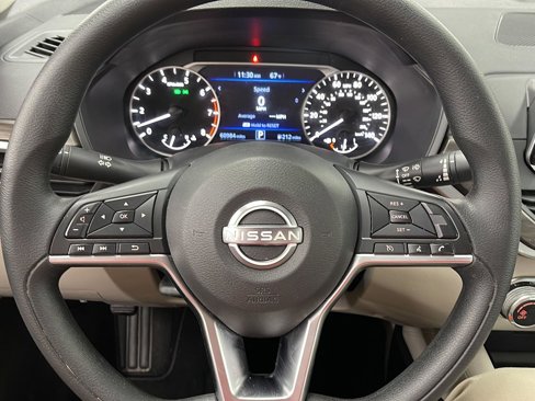 Used 2023 Nissan Altima 2.5 SV image 16