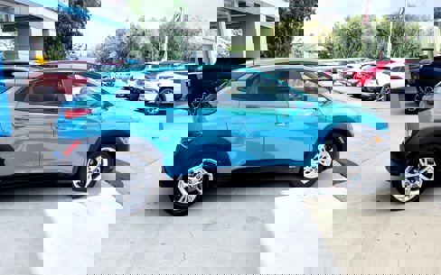 Used 2023 Hyundai Kona SEL image 4