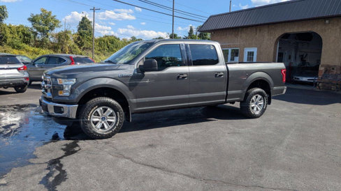 Used 2016 Ford F150 XLT w/ Trailer Tow Package image 37