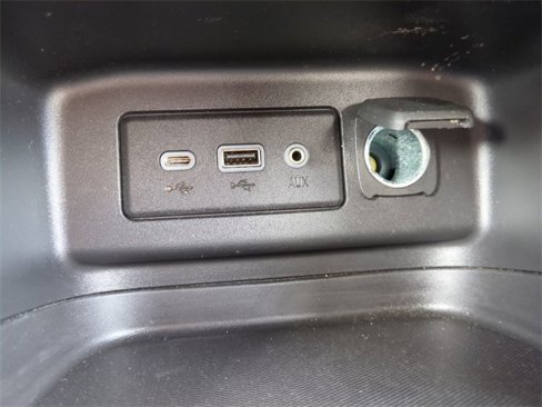 Used 2023 Chevrolet Equinox LT image 21
