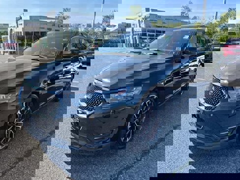 Used 2018 Ford Taurus SHO w/ Driver Assist Package image 6