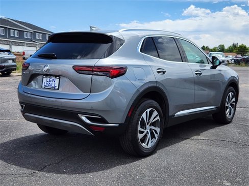 Used 2023 Buick Envision Essence image 3