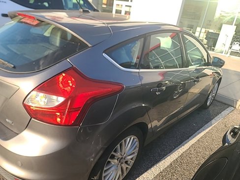 Used 2012 Ford Focus SEL image 3