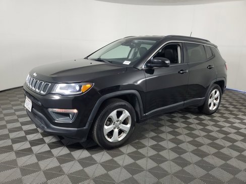 Used 2018 Jeep Compass Latitude w/ Popular Equipment Group image 8