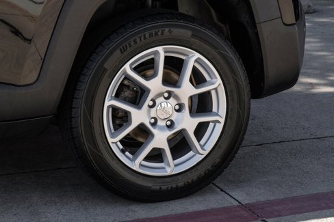 Used 2021 Jeep Renegade Limited w/ Sun & Sound Group image 69