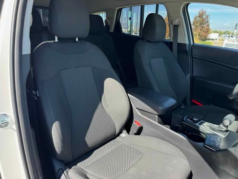 Used 2023 Kia Sportage LX image 30
