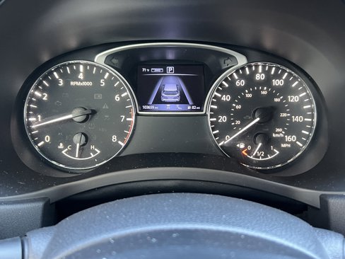 Used 2018 Nissan Pathfinder SL image 33