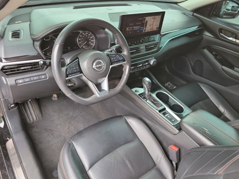 Used 2023 Nissan Altima 2.0 SR image 11