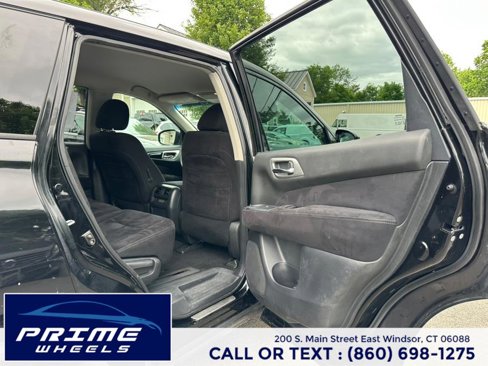 Used 2013 Nissan Pathfinder S image 12