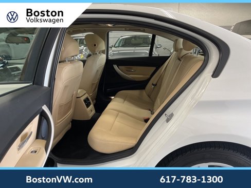 Used 2018 BMW 320i xDrive Sedan w/ Convenience Package image 24