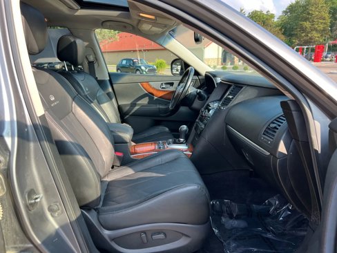 Used 2012 INFINITI FX35 AWD w/ Premium Pkg image 19