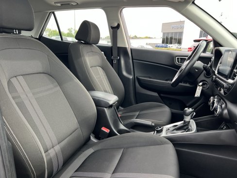 Used 2023 Hyundai Venue SEL image 26