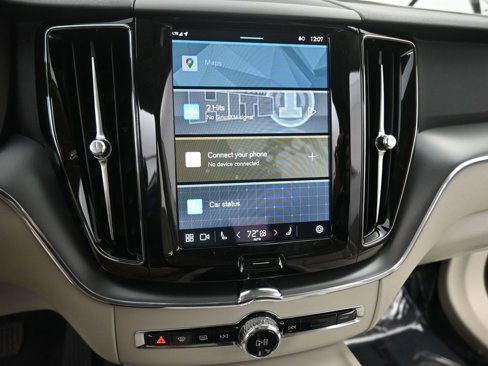 New 2025 Volvo XC60 B5 Core image 23