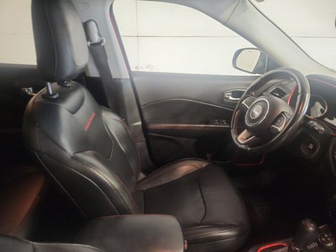 Used 2020 Jeep Compass Trailhawk w/ Leather Interior Group image 12