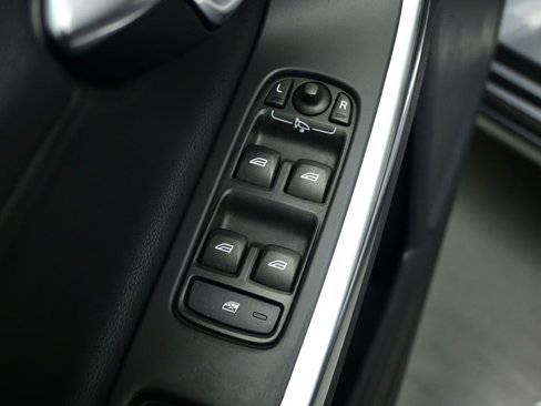 Used 2016 Volvo S60 T5 Cross Country Platinum image 20
