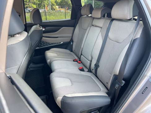 Used 2020 Hyundai Santa Fe SEL w/ Convenience Package image 20