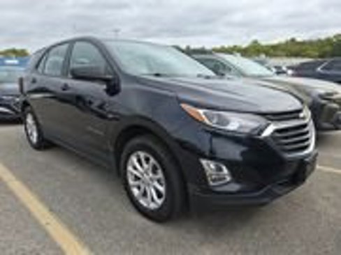 Used 2021 Chevrolet Equinox LS image 9