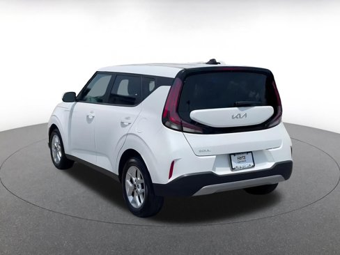 Used 2023 Kia Soul LX w/ Option Group 015 image 11