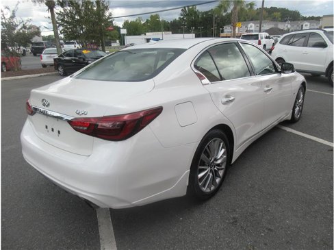 Used 2018 INFINITI Q50 Luxe w/ Cargo Package (L95) image 5
