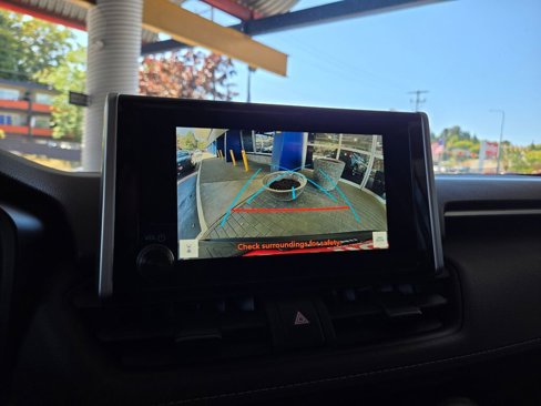 Used 2024 Toyota RAV4 XLE w/ Convenience Package image 15