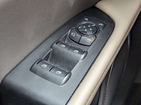 Certified 2023 Lincoln Nautilus AWD w/ Premium Package image 24