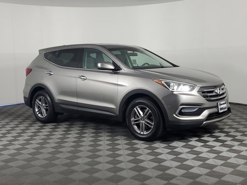 Used 2017 Hyundai Santa Fe Sport image 2