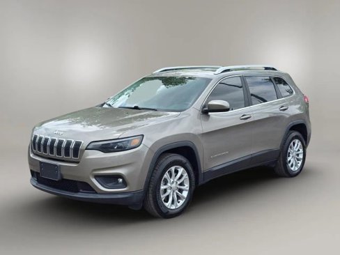 Used 2019 Jeep Cherokee Latitude w/ Cold Weather Group image 1