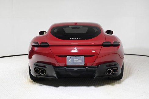 Used 2022 Ferrari Roma image 9
