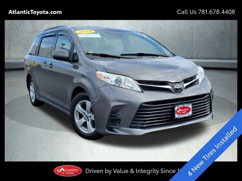 Certified 2019 Toyota Sienna LE image 1