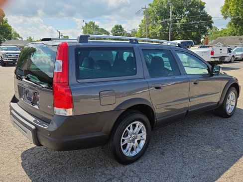 Used 2007 Volvo XC70 image 2