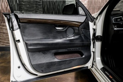 Used 2017 BMW 535i Gran Turismo xDrive image 45