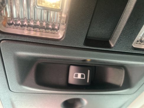 Used 2019 RAM 1500 Laramie w/ Convenience Group image 17