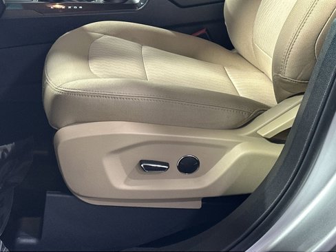 Used 2016 Ford Explorer FWD image 14