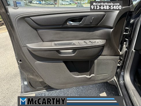 Used 2015 Chevrolet Traverse LT w/ Style and Technology Package image 18