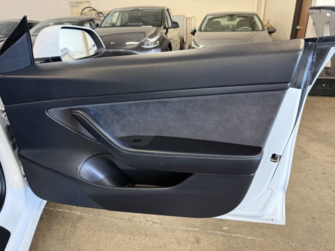 Used 2021 Tesla Model 3 Standard Range Plus image 26