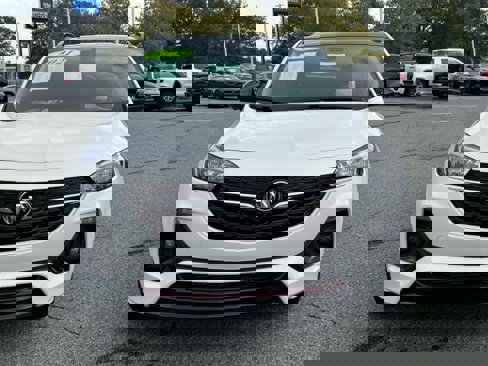 Used 2021 Buick Encore GX Select w/ Advanced Technology Package image 2