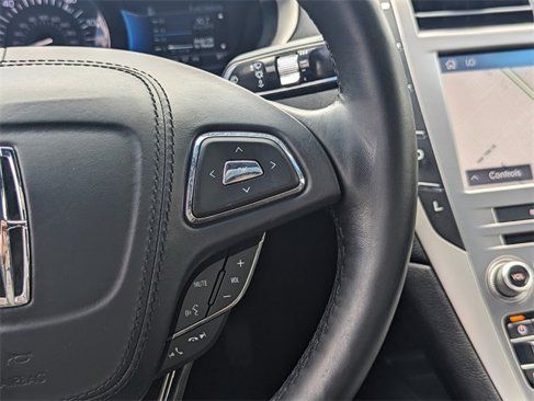 Used 2019 Lincoln MKZ Reserve image 26