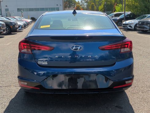 Used 2019 Hyundai Elantra SEL image 4
