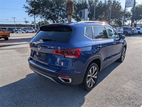 Certified 2024 Volkswagen Taos SE image 13