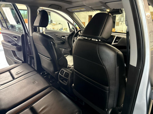 Used 2017 Honda Ridgeline RTL-E image 35