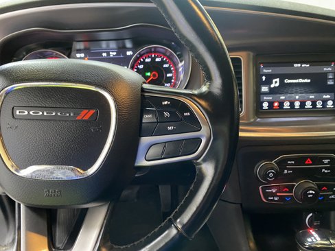 Used 2020 Dodge Charger SXT w/ Leather Interior Group image 30