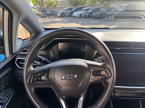 Used 2023 Chevrolet Bolt LT w/ Driver Confidence Package image 38