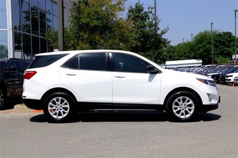 Used 2018 Chevrolet Equinox LS image 4