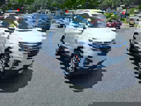 Certified 2024 Chevrolet Equinox LT image 9