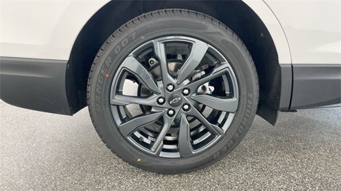 Used 2022 Chevrolet Equinox RS w/ Infotainment Package image 49
