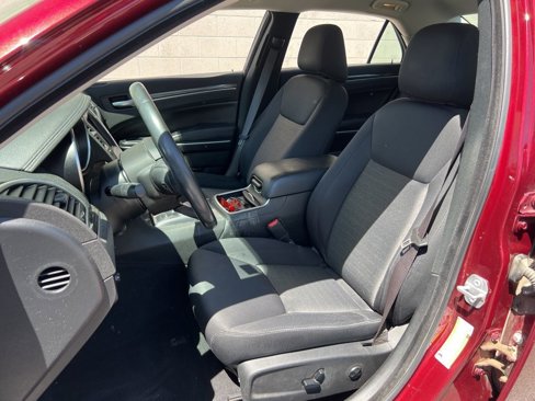 Certified 2019 Chrysler 300 Touring image 21