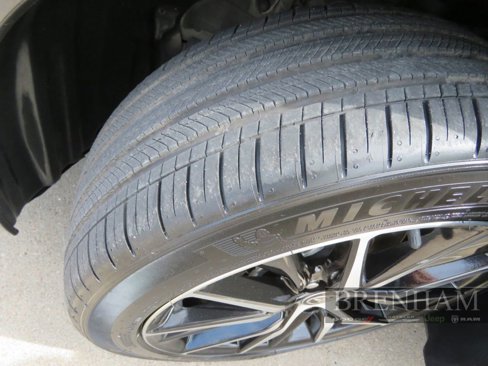 Used 2024 Toyota Camry SE image 11