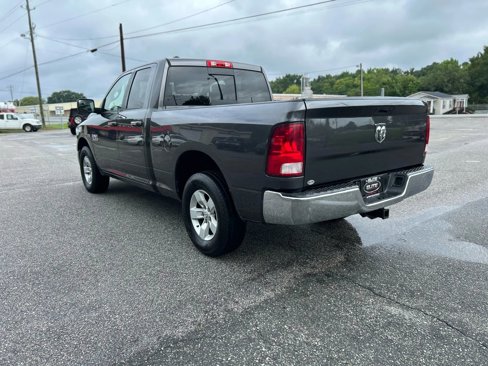 Used 2016 RAM 1500 Classic SLT image 9