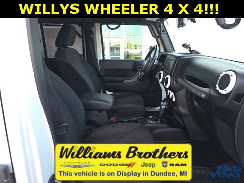 Used 2017 Jeep Wrangler Unlimited Sport image 35